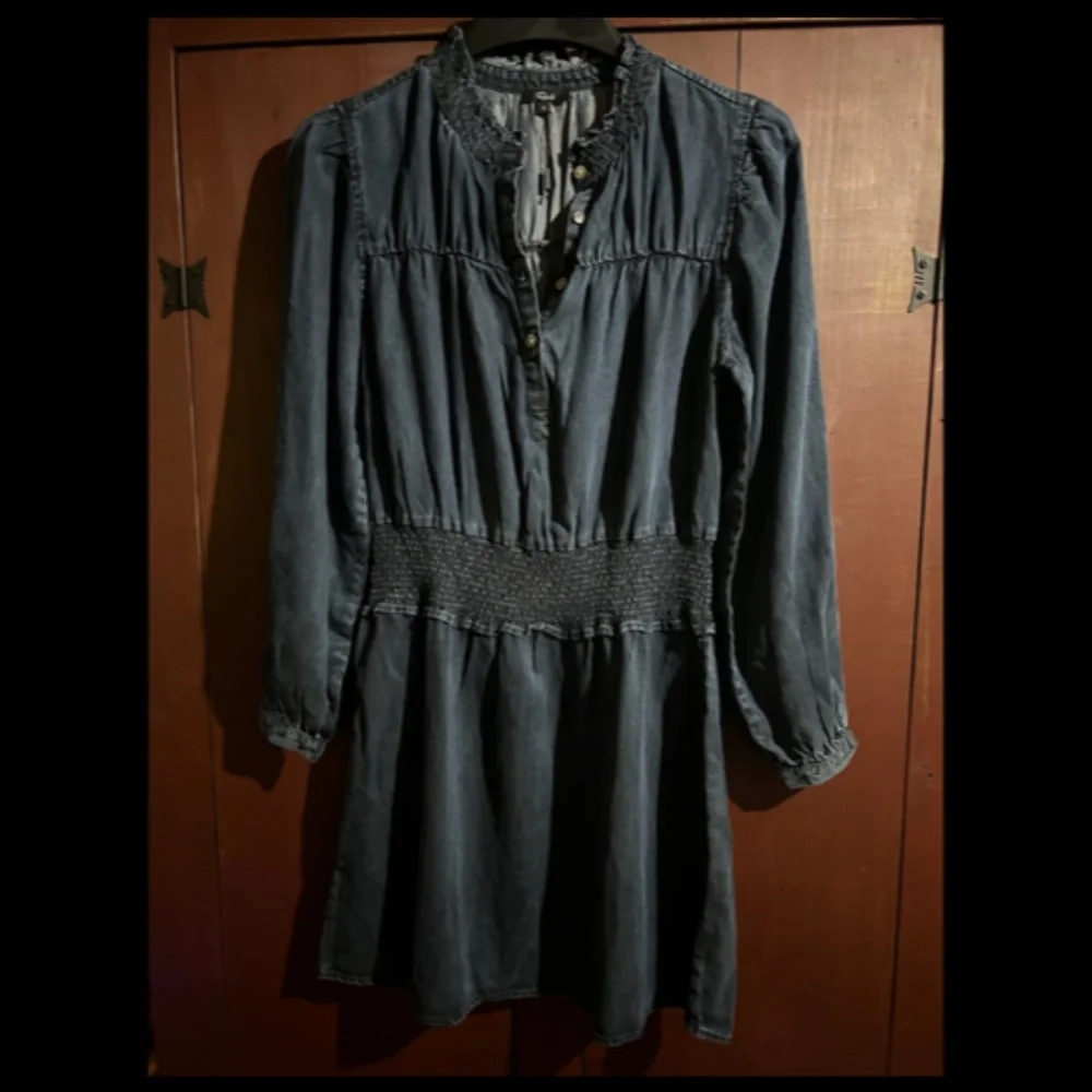 NWOT Rails Shawna Smocked Chambray Dark Vintage Wash Denim Mini Dress Size S